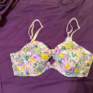 Victoria’s Secret Bra